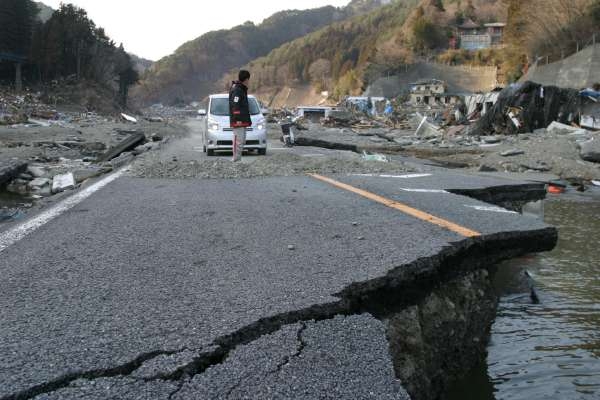 Japan earthquake tsunami